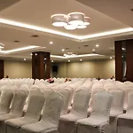 耶幼砵姆酒店 4*
