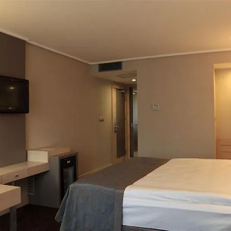 Otel Eyuboglu 4*